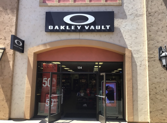 Oakley Vault - San Diego, CA