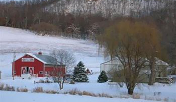 Rainbow Ridge Farms Bed & Breakfast - Onalaska, WI