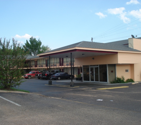 Executive Inn - Texarkana, AR