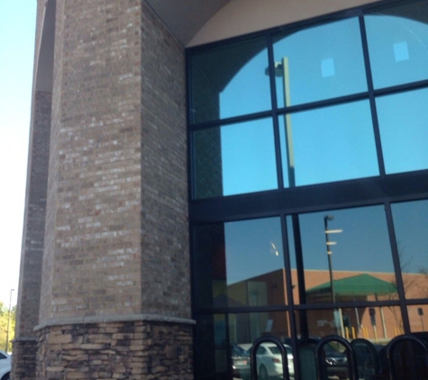 LA Fitness - Snellville, GA