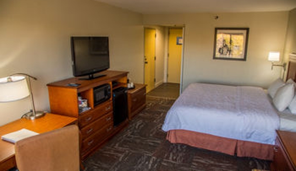 Hampton Inn Oak Ridge Knoxville - Oak Ridge, TN