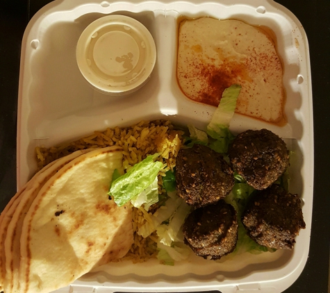 Jaffa Cafe - Santa Maria, CA. Falafel Plate