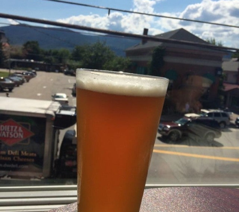 Horsefeathers - North Conway, NH