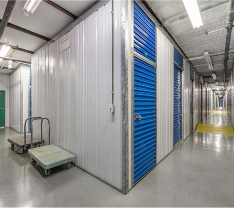 Extra Space Storage - Addison, TX