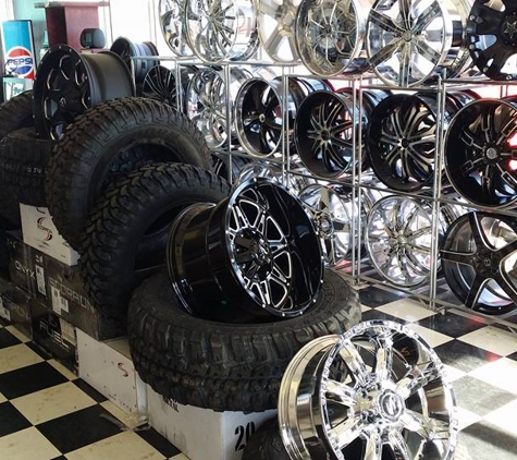 Discount Wheel & Tire - Wichita, KS