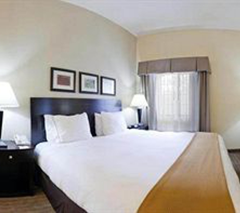 Holiday Inn Express & Suites Rancho Mirage - Palm Spgs Area - Rancho Mirage, CA