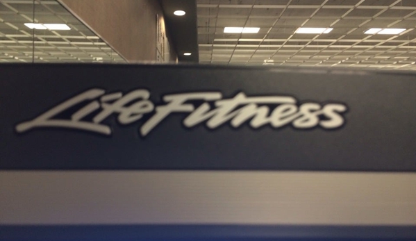 Life Time Fitness - Schaumburg, IL