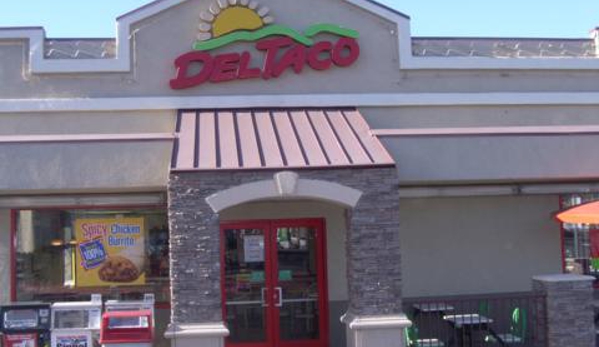 Del Taco - Santa Clarita, CA