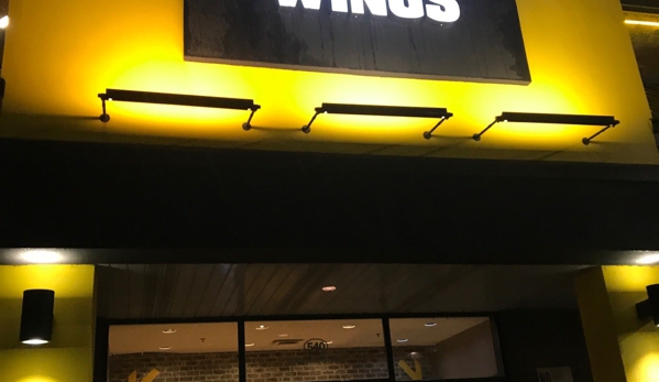 Buffalo Wild Wings - Middletown, DE