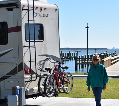 Causeway Cove Marina - Fort Pierce, FL