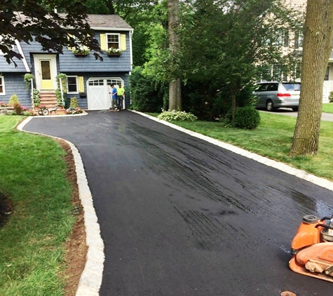 Zingariello Masonry & Paving, Inc. - Edison, NJ. brother's driveway