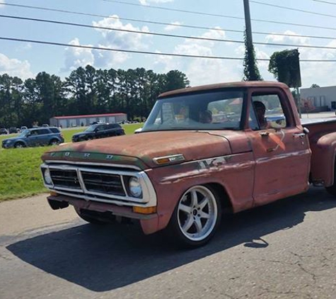 Sampsel's - Caryville, TN. 1972 F100 Built by Sampsel's