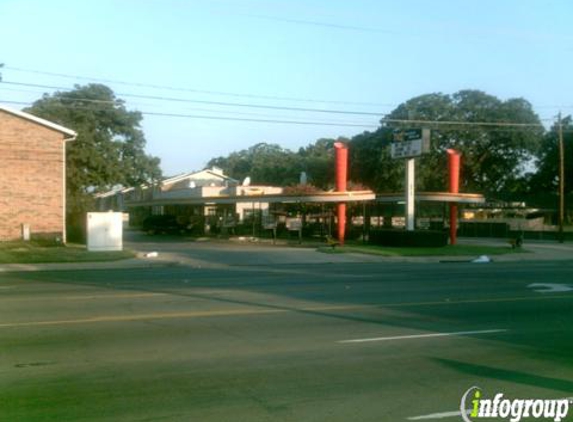 Sonic Drive-In - Arlington, TX