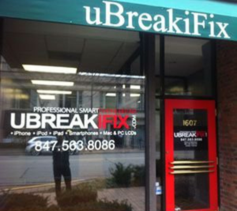 uBreakiFix - Evanston, IL