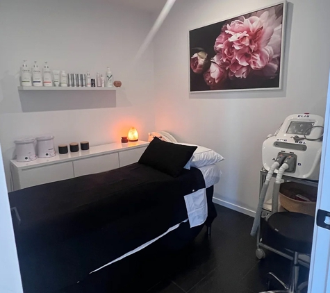 Virginia's Beauty & Care - Kingston, TAS