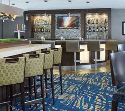 Courtyard by Marriott - Roseville, MN