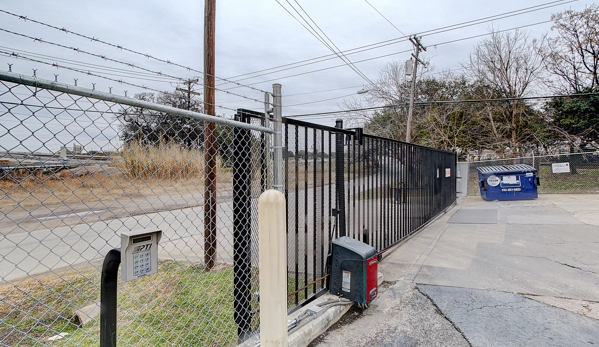 Mopac Mini Storage - Austin, TX