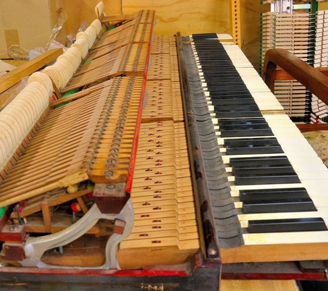 Robert Tucker Piano Service