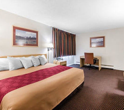 Econo Lodge - Colorado Springs, CO