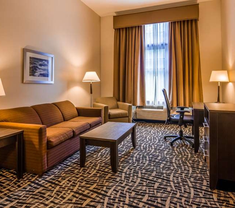 Best Western Plus The Inn & Suites at the Falls - Poughkeepsie, NY