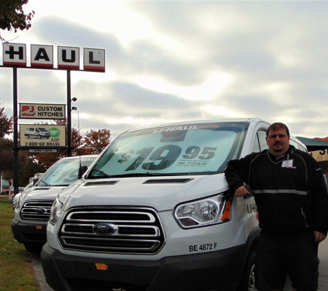 U-Haul Moving & Storage at S Willow - Manchester, NH