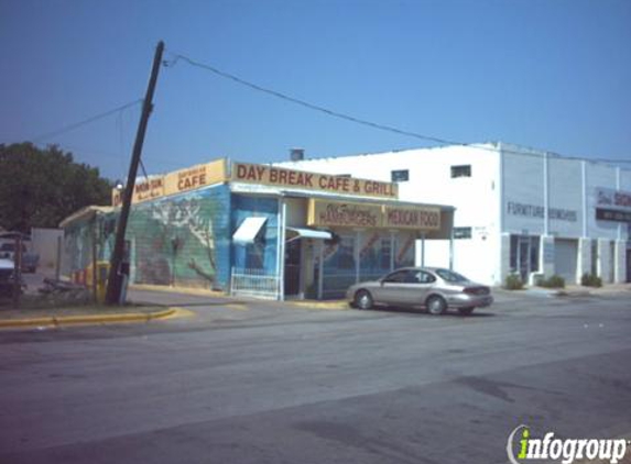 Day Break Cafe & Grill - Fort Worth, TX