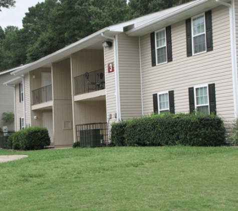 Eagles Nest Apartments - Atlanta, GA