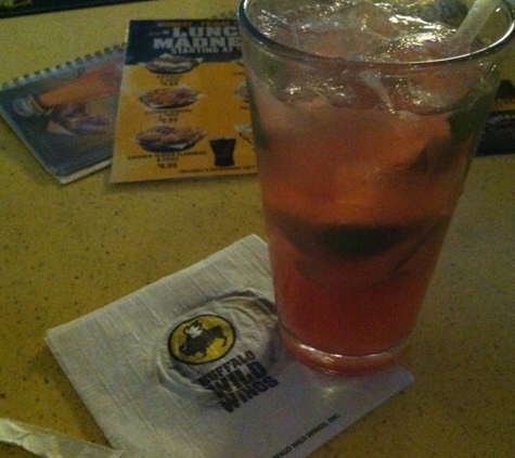 Buffalo Wild Wings - Apple Valley, CA