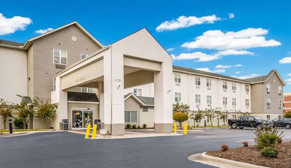 Sleep Inn & Suites Jacksonville near Camp Lejeune - Jacksonville, NC