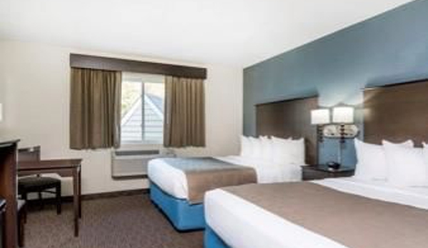 Baymont Inn & Suites - Owatonna, MN