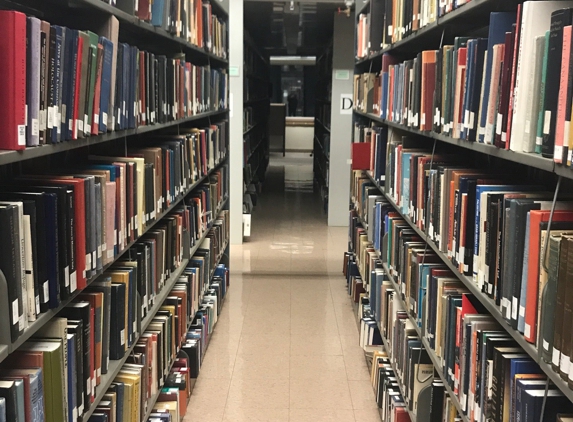 Kingston Free Public Library - Kingston, RI