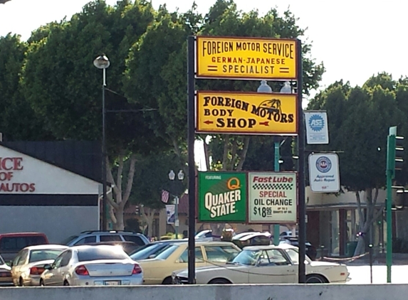 Foreign Motors Body Shop - Temple City, CA. Business sign