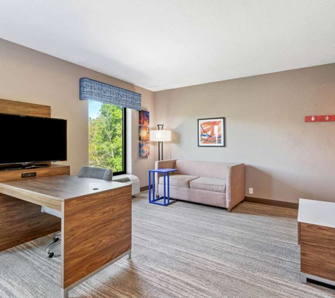 Hampton Inn & Suites Orlando-Apopka - Apopka, FL