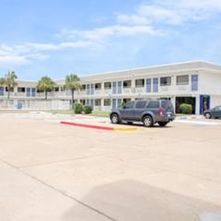 Motel 6 - Gulfport, MS