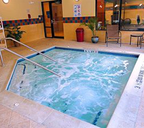 Hampton Inn & Suites Tilton - Tilton, NH