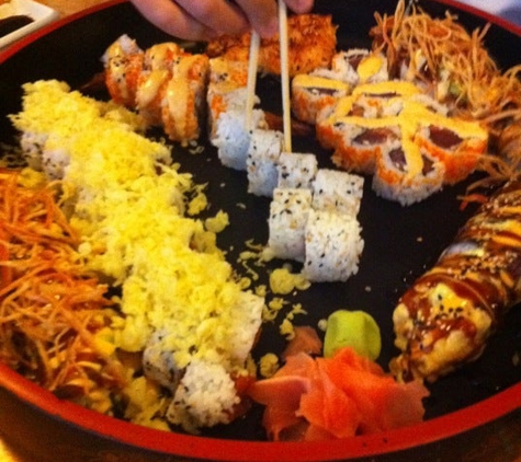 Mr Mee's Sushi & Fine Asian Dining - Fort Myers, FL