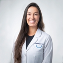 Castillo, Autumn, DDS - Dentists