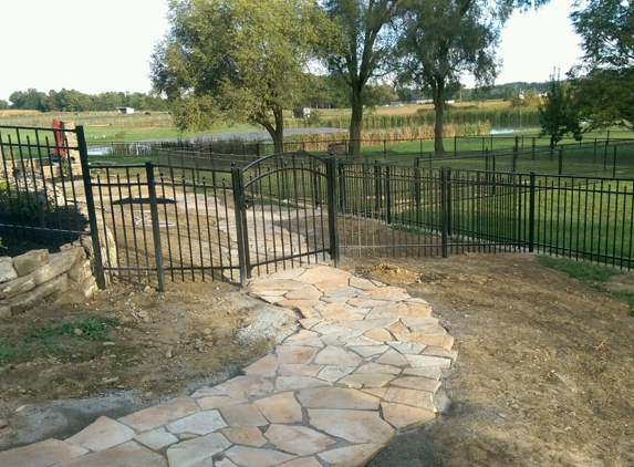 Estherlee Fence Co - North Lima, OH. Ornamental Fencing