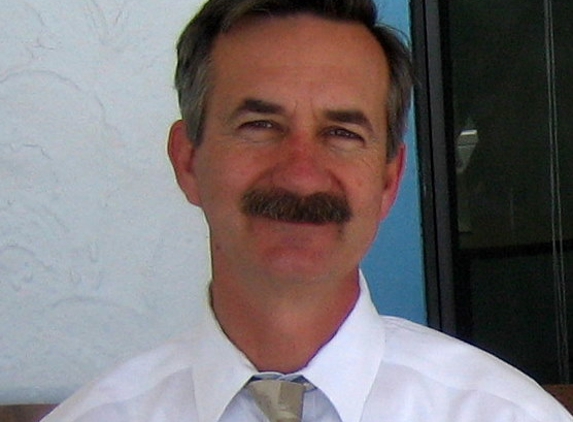 Dr. Richard L Neel, MD - Castroville, TX