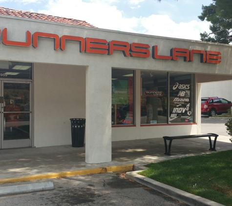 Runners Lane Inc - Santa Clarita, CA. Front of the building