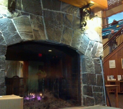 Grand Summit Hotel At Attitash - Bartlett, NH