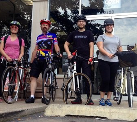 Performance Bicycle Shop - Chicago, IL