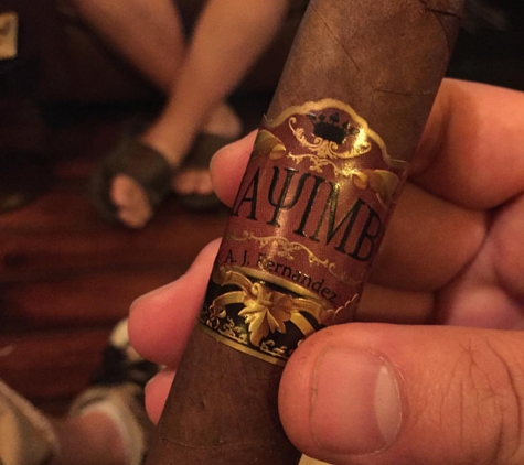 Cigar Emporium - Lyndhurst, NJ