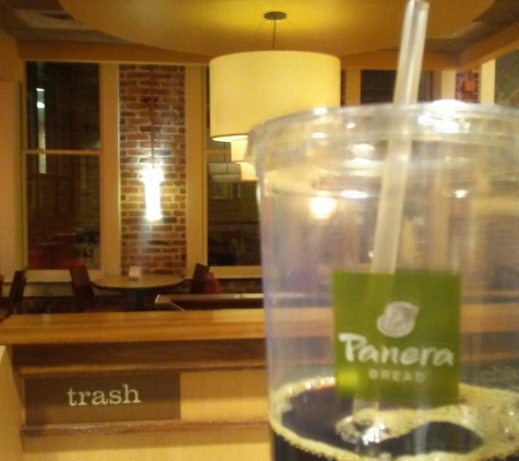 Panera Bread - Washington, DC. Trash & Panera in same pic here.