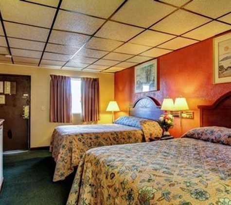 Econo Lodge - Sainte Genevieve, MO