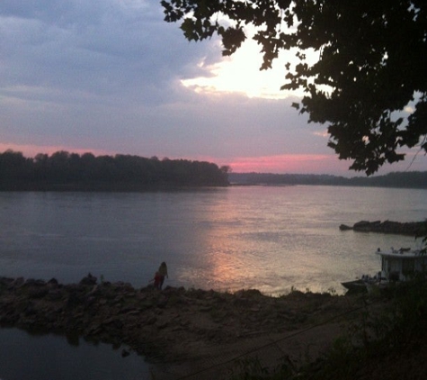 Cooper's Landing - Columbia, MO