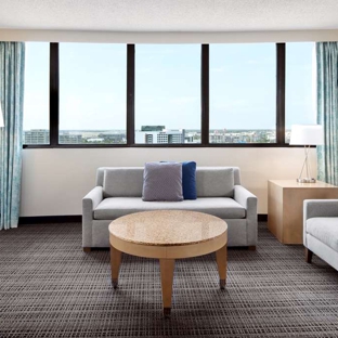 Embassy Suites by Hilton Tampa Airport Westshore - Tampa, FL