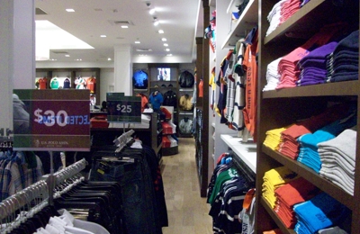 puma store in queens center mall