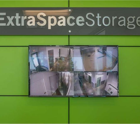 Extra Space Storage - Rockville, MD