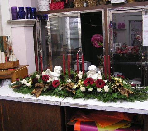 Tioga Florist - Merced, CA